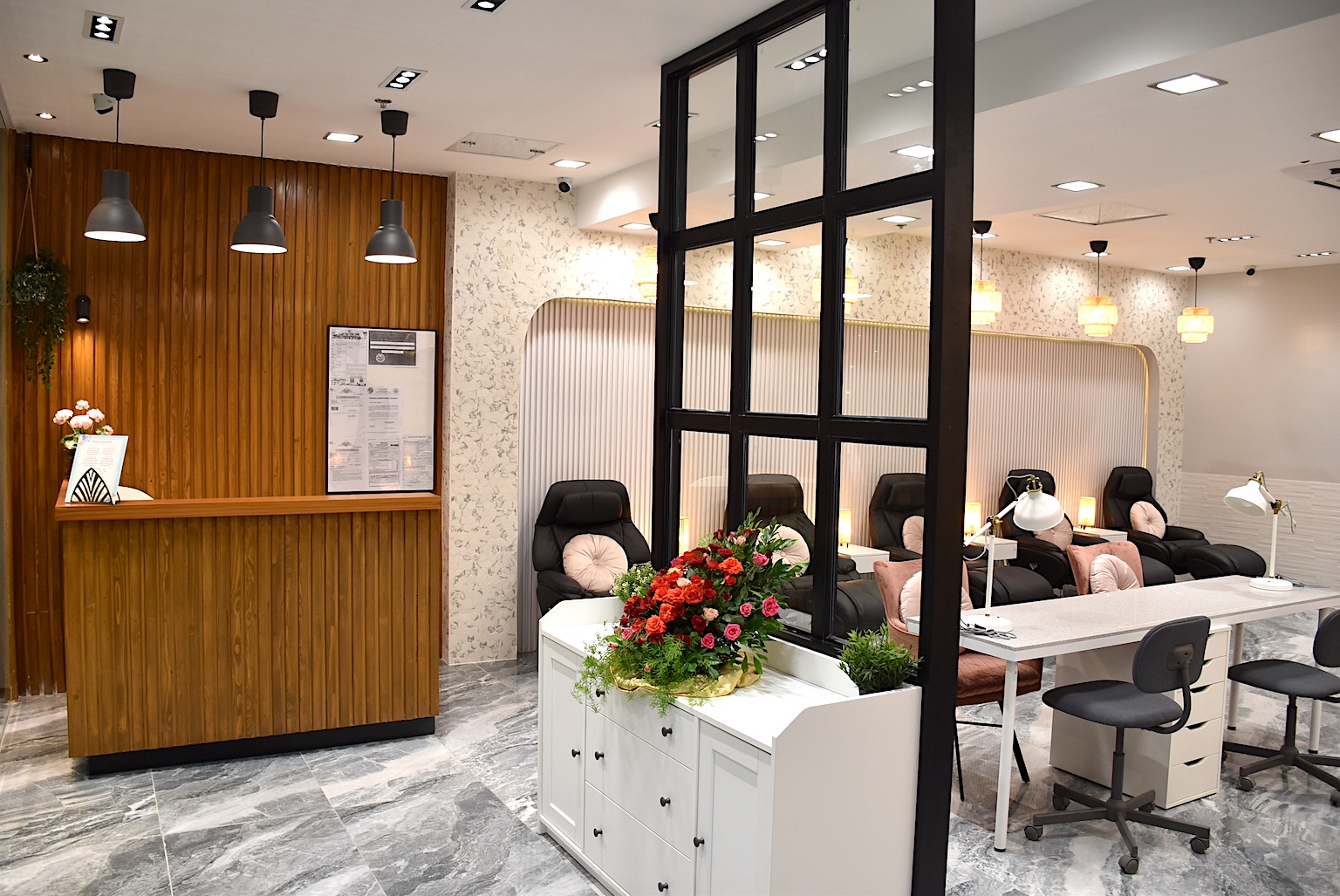 TOPGEL Nail Salon